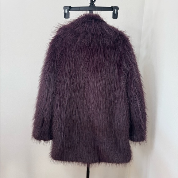 Stradivarius Plush Teddy Jacket in Rich Purple - Picture 6 of 6